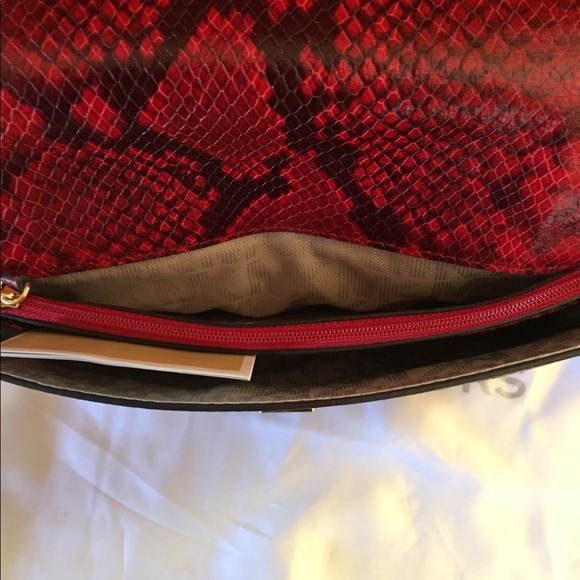 ❣️NWT❣️MICHAEL KORS❤️RED❤️ Ellie Flap Over PURSE - Picture 7 of 8